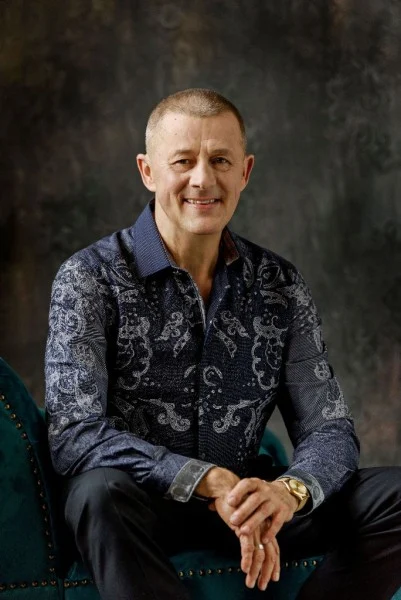 Dr. Gábor Lenkei